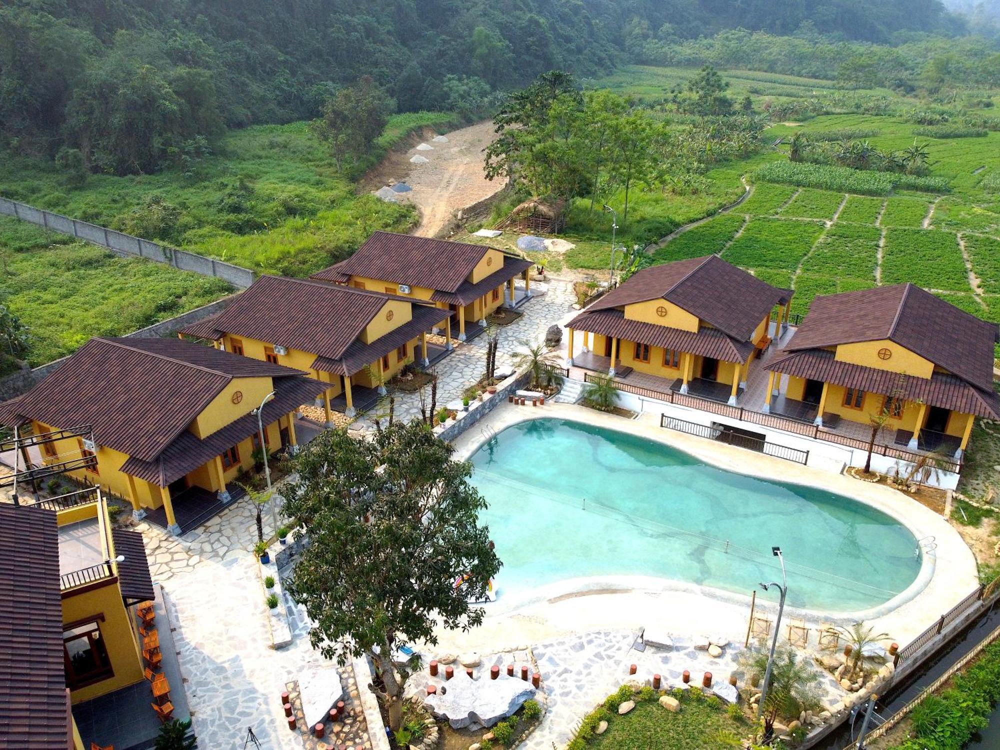 Sky Bay Lodge Ha Giang Eksteriør bilde