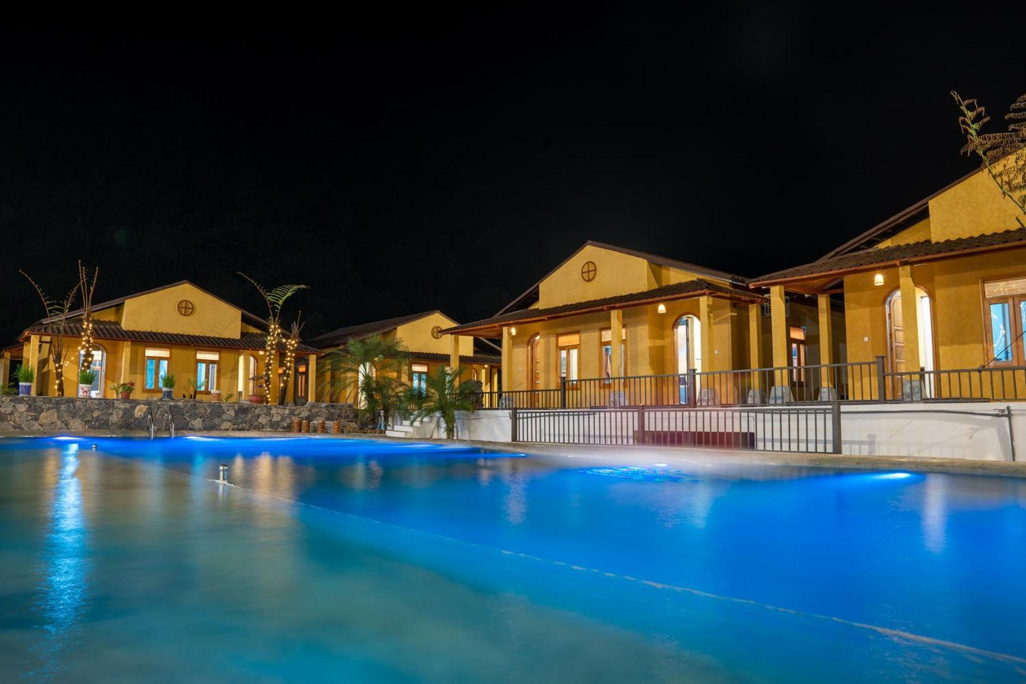 Sky Bay Lodge Ha Giang Eksteriør bilde