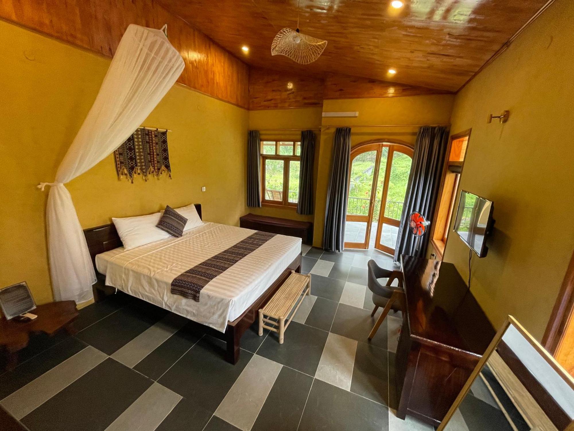 Sky Bay Lodge Ha Giang Eksteriør bilde