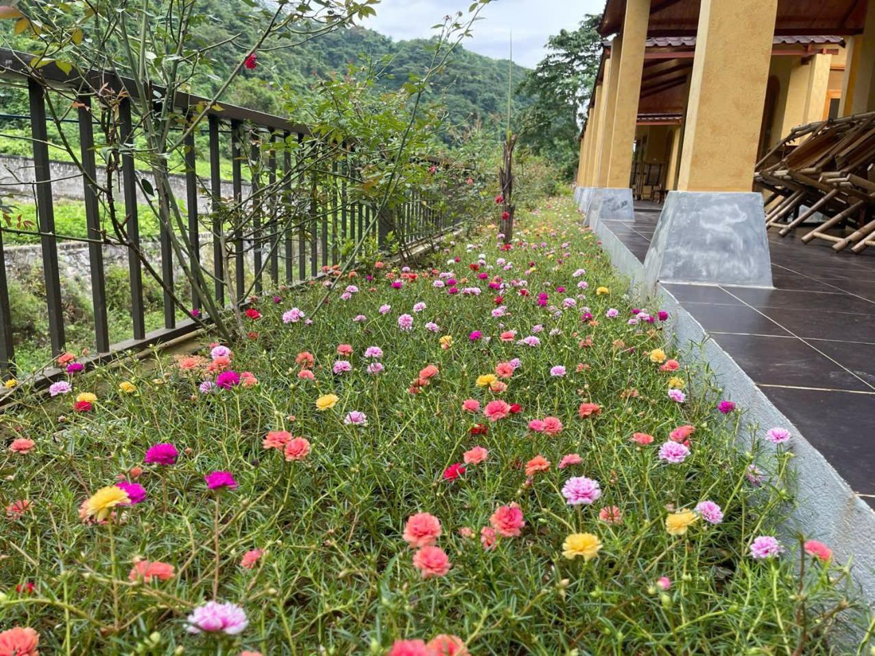 Sky Bay Lodge Ha Giang Eksteriør bilde